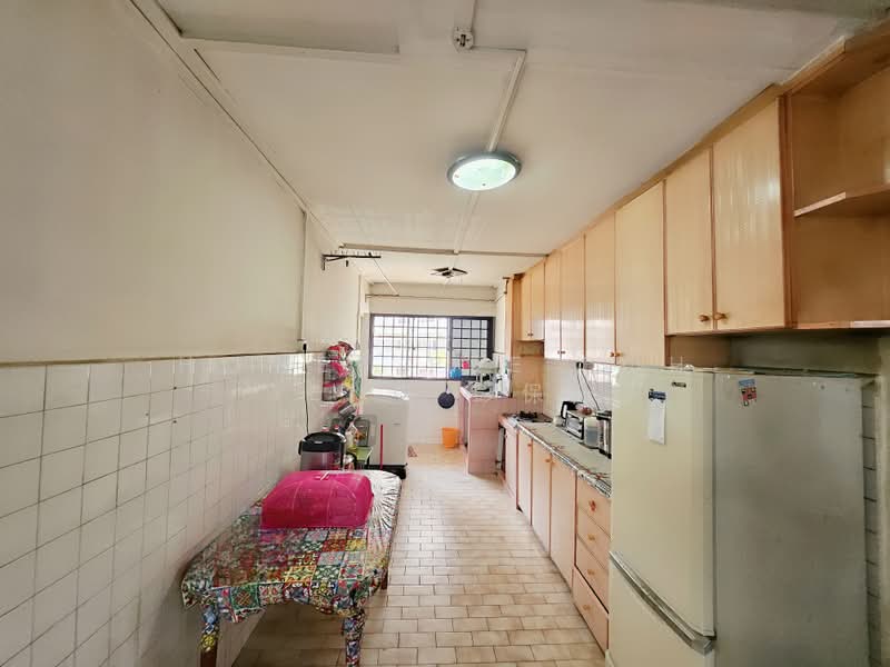 513 Bukit Batok Street 52, 513 Bukit Batok Street 52, 3 Bedrooms, 904 sqft, HDB Flat For Sale, by Homer Pee Poh Seng 彭保升, 500160333 - Kitchen - PropertyGuru.com.sg