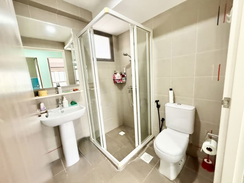 347B Yishun Avenue 11, 347B Yishun Avenue 11, 3 Bedrooms, 990 sqft, HDB Flat For Sale, by Alicia Leong, 500160335 - Bathroom - PropertyGuru.com.sg