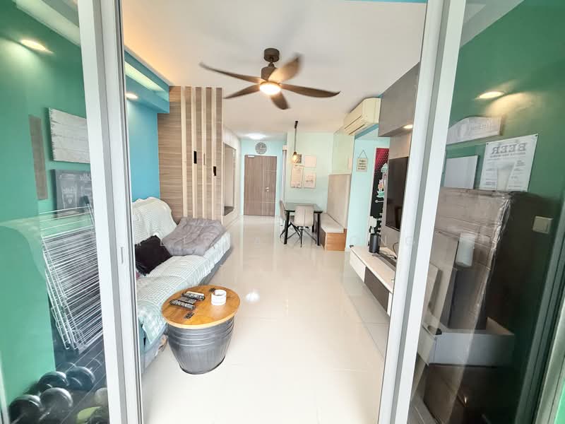 347B Yishun Avenue 11, 347B Yishun Avenue 11, 3 Bedrooms, 990 sqft, HDB Flat For Sale, by Alicia Leong, 500160335 - Living Room - PropertyGuru.com.sg
