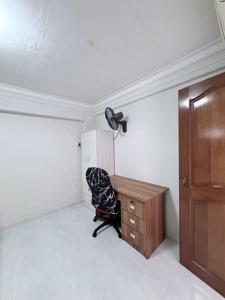 20 Lorong 7 Toa Payoh, 20 Lorong 7 Toa Payoh, Room Rental, 120 sqft, HDB Flat For Rent, by Ho Chii Fei, 500160342 - Study - PropertyGuru.com.sg