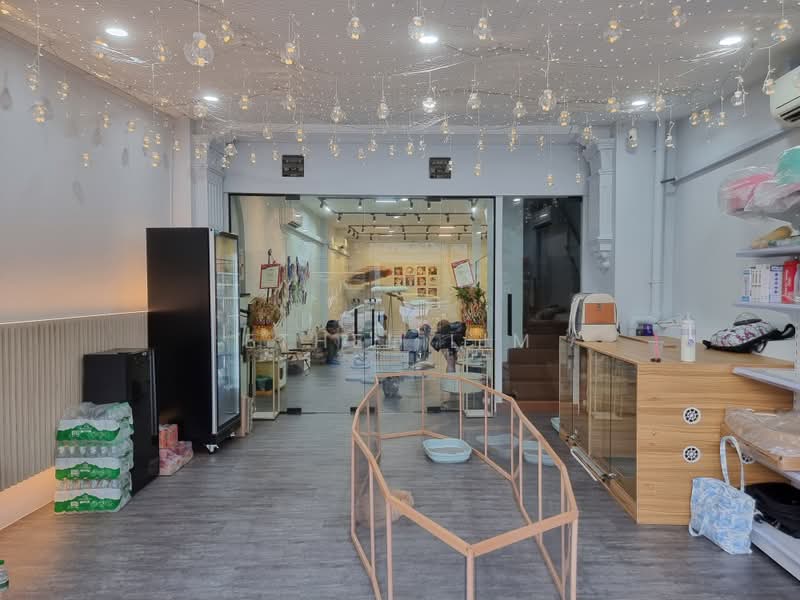 2 Storey Shophouse, main Geylang Rd, Excellent Frontage, Geylang Road, 2,500 sqft, Shop / Shophouse For Rent, by Ethel Lim, 500160343 - Interior - CommercialGuru.com.sg