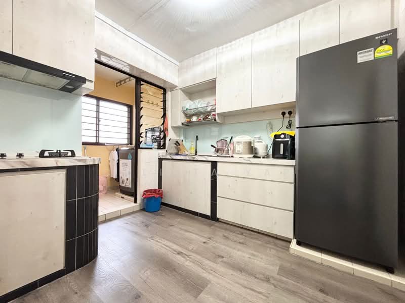 128 Rivervale Street, 128 Rivervale Street, 3 Bedrooms, 1,076 sqft, HDB Flat For Sale, by Calista Yap, 500160344 - PropertyGuru.com.sg