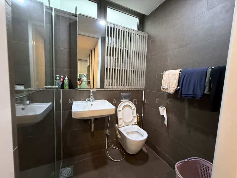 The Woods, Westwood Avenue, 5 Bedrooms, 4,564 sqft, Cluster House For Sale, by Imelda Quek, 500160374 - Bathroom - PropertyGuru.com.sg