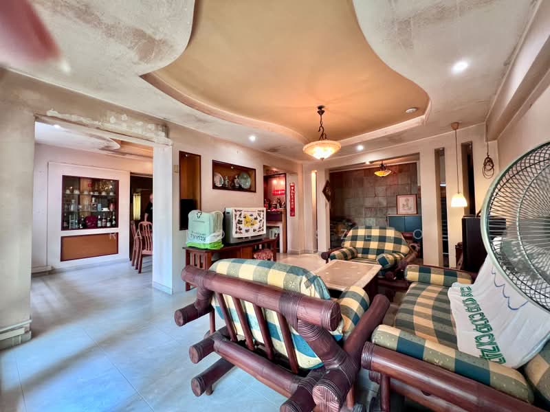 324 Yishun Central, 324 Yishun Central, 3 Bedrooms, 1,528 sqft, HDB Flat For Sale, by Raymond Szeto, 500160376 - Living Room - PropertyGuru.com.sg