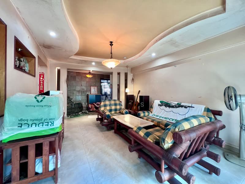 324 Yishun Central, 324 Yishun Central, 3 Bedrooms, 1,528 sqft, HDB Flat For Sale, by Raymond Szeto, 500160376 - Living Room - PropertyGuru.com.sg