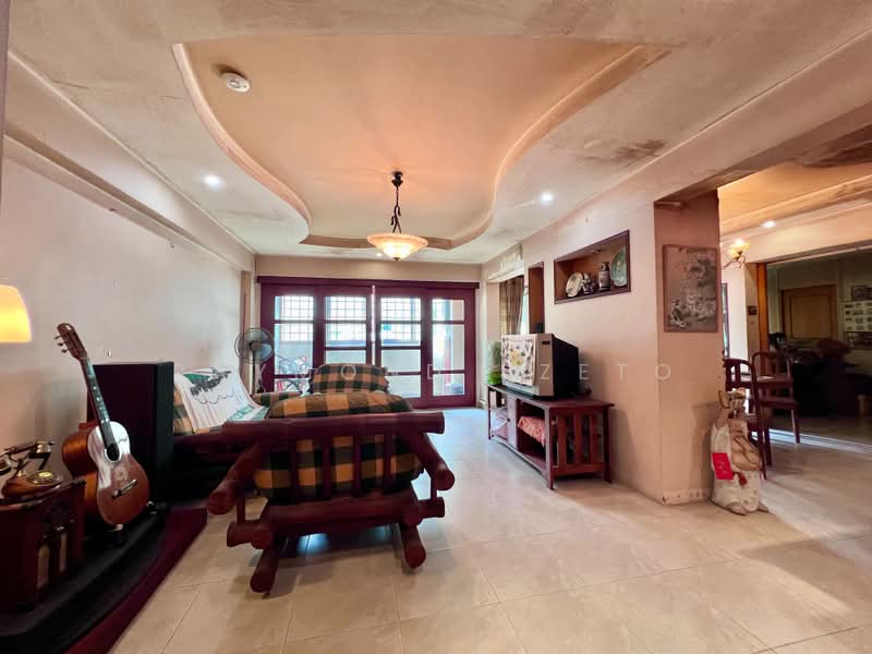 324 Yishun Central, 324 Yishun Central, 3 Bedrooms, 1,528 sqft, HDB Flat For Sale, by Raymond Szeto, 500160376 - Living Room - PropertyGuru.com.sg