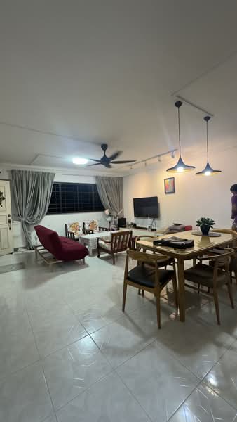 138 Lorong Ah Soo, 138 Lorong Ah Soo, 3 Bedrooms, 1,108 sqft, HDB Flat For Sale, by Michael Segar, 500160378 - Living Room - PropertyGuru.com.sg