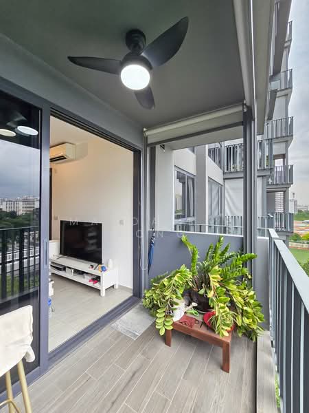 Grandeur Park Residences, 1 Bedok South Avenue 3, 1 Bedroom, 420 sqft, Condominium For Sale, by Magdalene Kong, 500160386 - Balcony - PropertyGuru.com.sg
