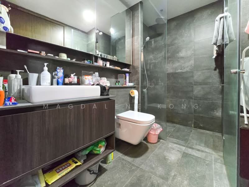 Grandeur Park Residences, 1 Bedok South Avenue 3, 1 Bedroom, 420 sqft, Condominium For Sale, by Magdalene Kong, 500160386 - Bathroom - PropertyGuru.com.sg