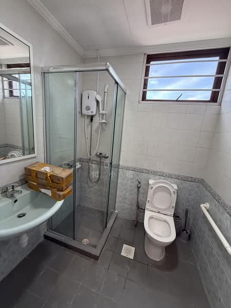 Birmingham Mansions, 130 Thomson Road, Room Rental, 100 sqft, Apartment For Rent, by Cindy Fu 付小姐, 500160389 - Bathroom - PropertyGuru.com.sg