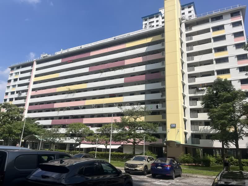 235 Lorong 8 Toa Payoh, 235 Lorong 8 Toa Payoh, 2 Bedrooms, 700 sqft, HDB Flat For Sale, by Lawrence Loh, 500160393 - Block 235 - PropertyGuru.com.sg
