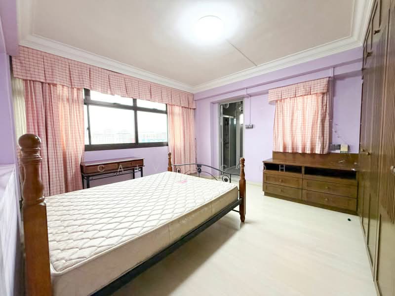 698D Hougang Street 52, 698D Hougang Street 52, 4 Bedrooms, 1,518 sqft, HDB Flat For Sale, by Calvin Choh, 500160397 - Bedroom - PropertyGuru.com.sg