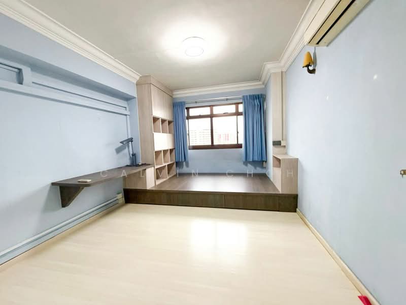 698D Hougang Street 52, 698D Hougang Street 52, 4 Bedrooms, 1,518 sqft, HDB Flat For Sale, by Calvin Choh, 500160397 - Bedroom - PropertyGuru.com.sg