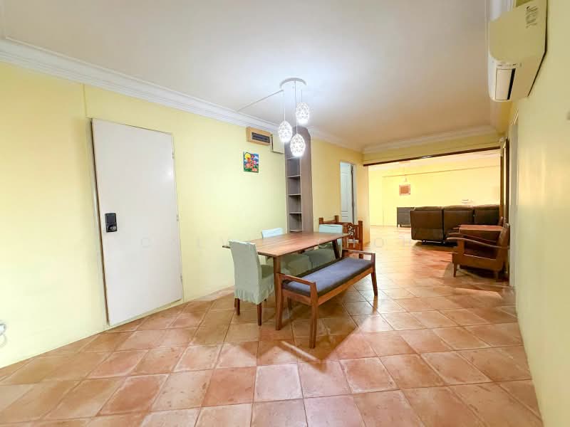 698D Hougang Street 52, 698D Hougang Street 52, 4 Bedrooms, 1,518 sqft, HDB Flat For Sale, by Calvin Choh, 500160397 - Living Room - PropertyGuru.com.sg