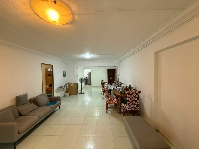 638 Woodlands Ring Road, 638 Woodlands Ring Road, 3 Bedrooms, 1,303 sqft, HDB Flat For Sale, by Ian Chua, 500160399 - Living Room - PropertyGuru.com.sg