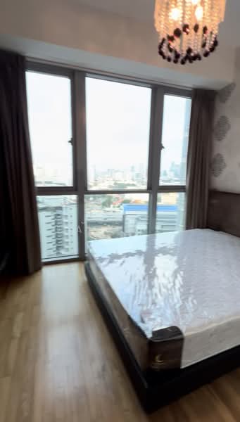 Park Infinia at Wee Nam, 2 Lincoln Road, 2 Bedrooms, 1,130 sqft, Condominium For Rent, by Julie Cassandra, 500160405 - Master Bedroom - PropertyGuru.com.sg