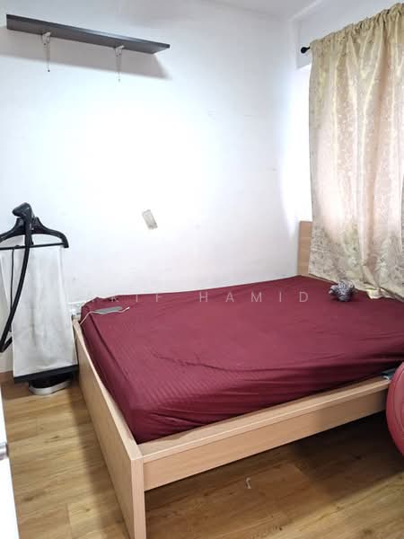 ★No Extension★94 Years Lease Remaining★Abv #6★, 363B Sembawang Crescent, 1 Bedroom, 409 sqft, HDB Flat For Sale, by Akif Hamid, 500160409 - Bedroom - PropertyGuru.com.sg