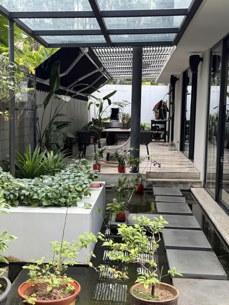 ⭐Coronation⭐Duchess⭐Tan Kah Kee MRT⭐, duchess, 5 Bedrooms, 5,555 sqft, Semi-Detached House For Sale, by Dan Tan, 500160429 - Exterior - PropertyGuru.com.sg