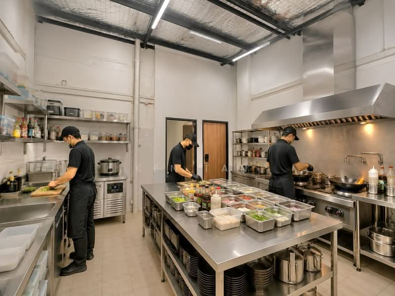 F&B Space @ Foch Road, Foch Road, 1,600 sqft, Food & Beverage For Rent, by Ken Tan, 500160431 - Kitchen - CommercialGuru.com.sg