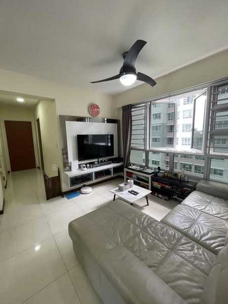 217B Boon Lay View, 217B Boon Lay Avenue, 2 Bedrooms, 732 sqft, HDB Flat For Sale, by Bryce Ong, 500160440 - Living Room - PropertyGuru.com.sg
