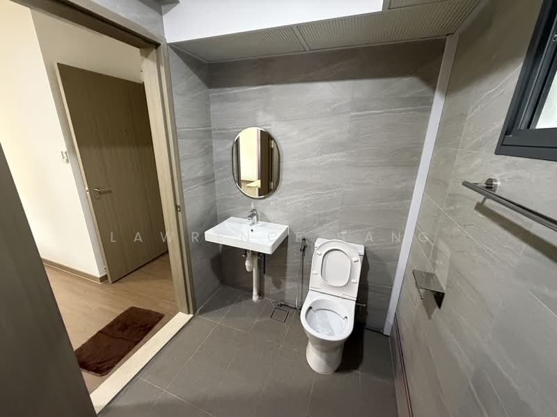 227C Bartley Walk, 227C Bartley Walk, Room Rental, 200 sqft, HDB Flat For Rent, by Lawrence Tang, 500160446 - Bathroom - PropertyGuru.com.sg
