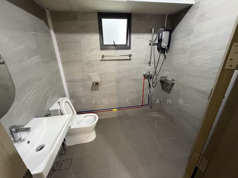 227C Bartley Walk, 227C Bartley Walk, Room Rental, 200 sqft, HDB Flat For Rent, by Lawrence Tang, 500160446 - Bathroom - PropertyGuru.com.sg