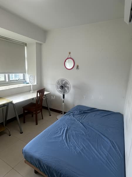 423 Clementi Avenue 1, 423 Clementi Avenue 1, Room Rental, 150 sqft, HDB Flat For Rent, by Thomas Tan, 500160451 - Bedroom - PropertyGuru.com.sg