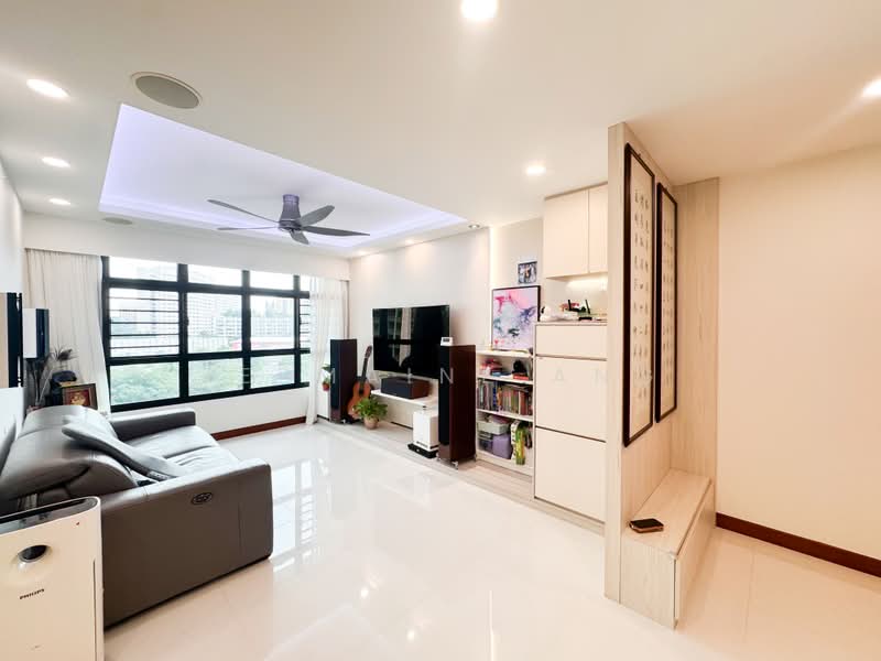 4 Room Flat Keat Hong Link Naturally Bright Squarish Layout, Choa Chu Kang Way, Keat Hong Link, Choa Chu Kang Ave 1, 3 Bedrooms, 990 sqft, HDB Flat For Sale, by Jermaine Ang, 500160452 - Living Room - PropertyGuru.com.sg