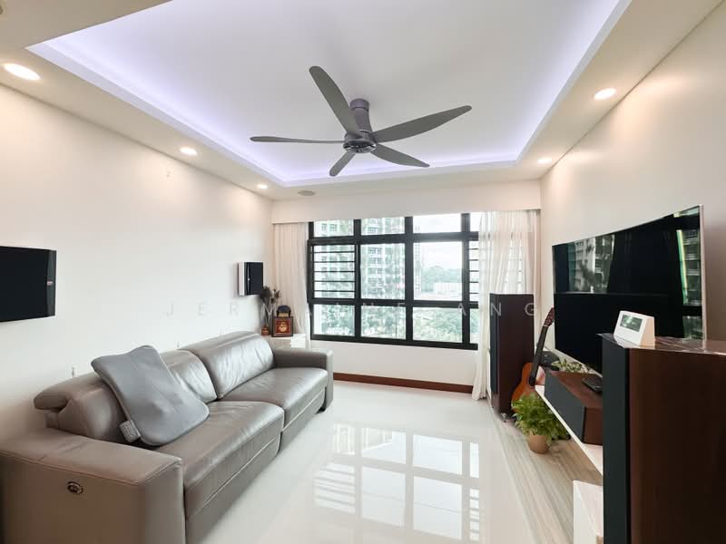 4 Room Flat Keat Hong Link Naturally Bright Squarish Layout, Choa Chu Kang Way, Keat Hong Link, Choa Chu Kang Ave 1, 3 Bedrooms, 990 sqft, HDB Flat For Sale, by Jermaine Ang, 500160452 - Living Room - PropertyGuru.com.sg