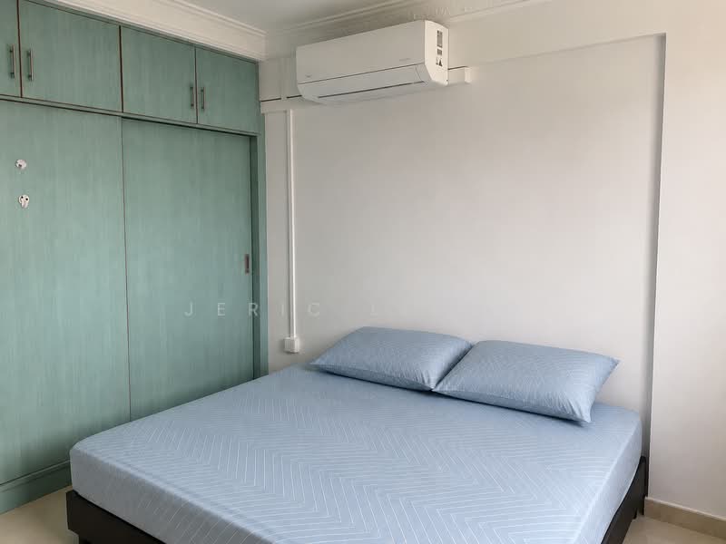 209 Serangoon Central, 209 Serangoon Central, 3 Bedrooms, 893 sqft, HDB Flat For Sale, by Jeric Leong, 500160456 - Bedroom - PropertyGuru.com.sg