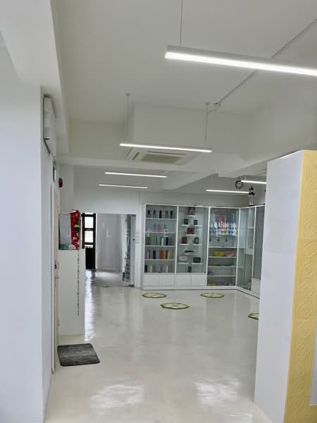 Ready to Move-In Office at Henderson | $6K All-In, 213 Henderson Road, 2,150 sqft, Office For Rent, by Jolene Teo, 500160464 - CommercialGuru.com.sg