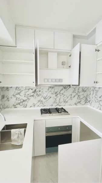 Queens Peak, 1 Dundee Road, 3 Bedrooms, 850 sqft, Condominium For Sale, by Lim Ziwan, 500160468 - PropertyGuru.com.sg