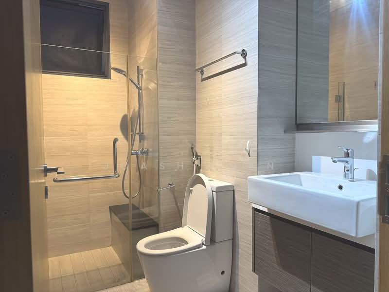 The Creek @ Bukit, 19 Toh Tuck Road, 3 Bedrooms, 1,615 sqft, Condominium For Rent, by Joash Chan, 500160474 - Bathroom - PropertyGuru.com.sg