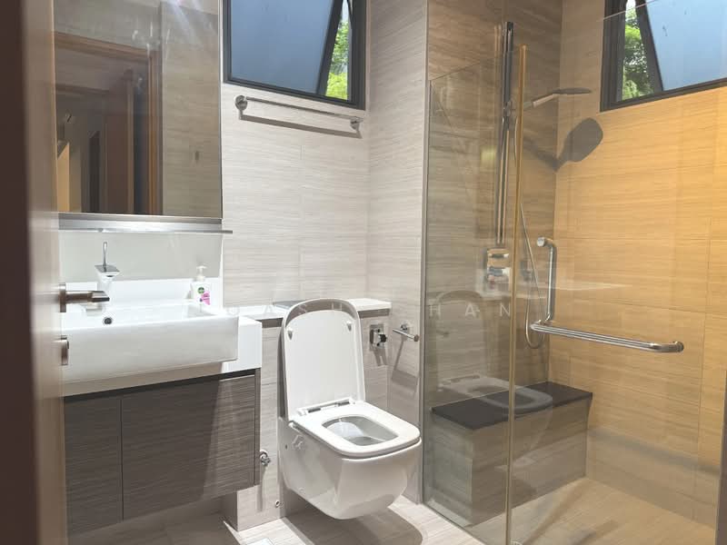 The Creek @ Bukit, 19 Toh Tuck Road, 3 Bedrooms, 1,615 sqft, Condominium For Rent, by Joash Chan, 500160474 - Bathroom - PropertyGuru.com.sg