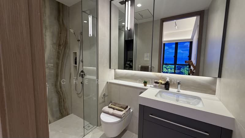 Vela Bay, Bayshore Road, 5 Bedrooms, 1,582 sqft, Condominium For Sale, by Cheryl Chen, 500160484 - Bathroom - PropertyGuru.com.sg