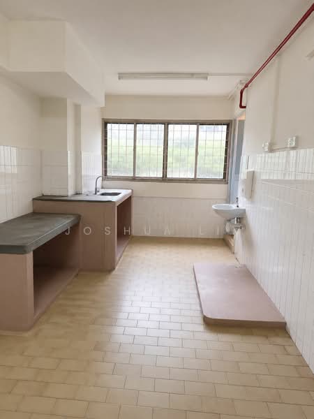 ⭐Rare HDB Shophouse For Sale | Almost 70 Years Lease | 2-Storey Commercial Use Potential ⭐, Marsiling Road, 1,668 sqft, Shop / Shophouse For Sale, by Joshua Lim, 500160497 - Kitchen - CommercialGuru.com.sg