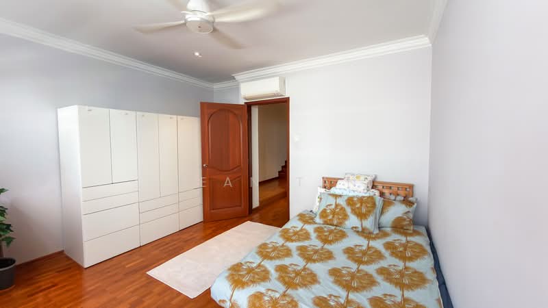 Renovated 2.5 Storey Semi-Detached in Serangoon Gardens District 19, Carisbrooke, Chiselhurst, Burghley, Conway, Cooling Close, Colchester, Coniston, Bloxhome, Serangooon Garden Way, Lorong Chuan, Chartwell, Borthwick,, 4 Bedrooms, 3,200 sqft, Semi-Detached House For Sale, by Jean Tan, 500160498 - Bedroom - PropertyGuru.com.sg
