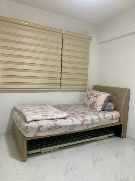 Hdb, Street 23, Room Rental, 100 sqft, HDB Flat For Rent, by Ivy Chan, 500160527 - Actual common room - PropertyGuru.com.sg