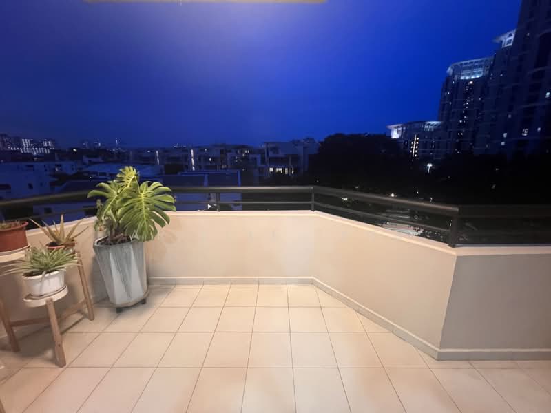 Bayshore Park, 50 Bayshore Road, 3 Bedrooms, 1,300 sqft, Condominium For Sale, by Arielle Tang, 500160532 - Balcony - PropertyGuru.com.sg