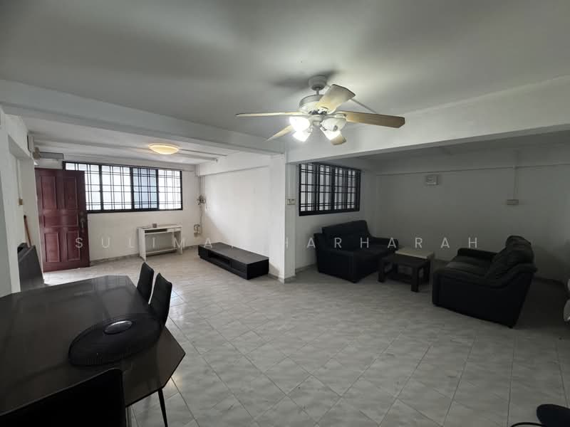 10 Jalan Batu, 10 Jalan Batu, 3 Bedrooms, 1,389 sqft, HDB Flat For Sale, by Suliman Harharah, 500160535 - Living Room - PropertyGuru.com.sg