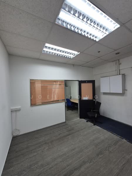 no gst! non sharing own door unit!, own door fitted unit @ macpherson vicinity!, 250 sqft, Light Industrial (B1) For Rent, by Joel Yong, 500160536 - CommercialGuru.com.sg