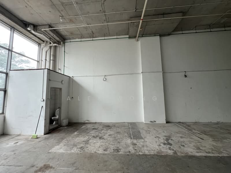 Northstar @ Amk, 7030 Ang Mo Kio Avenue 5, 1,948 sqft, Light Industrial (B1) For Sale, by Alex Wong, 500160542 - Bathroom - CommercialGuru.com.sg