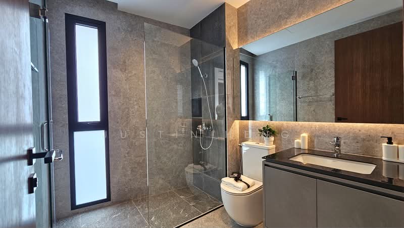 Jalan Sankam, , 5 Bedrooms, 4,836 sqft, Terraced House For Sale, by Justin Heng, 500160544 - Bathroom - PropertyGuru.com.sg