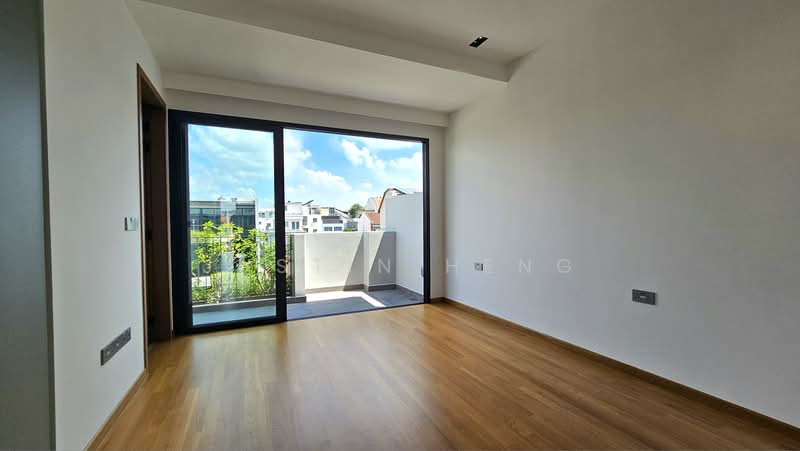 Jalan Sankam, , 5 Bedrooms, 4,836 sqft, Terraced House For Sale, by Justin Heng, 500160544 - Balcony - PropertyGuru.com.sg