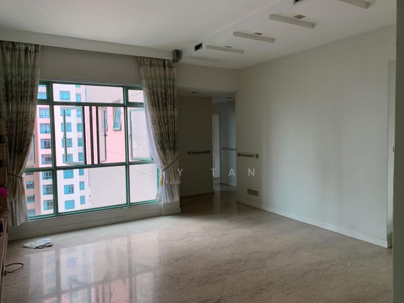 Tiara, 1 Kim Seng Walk, 3 Bedrooms, 1,281 sqft, Apartment For Sale, by May Tan, 500160549 - Living Room - PropertyGuru.com.sg