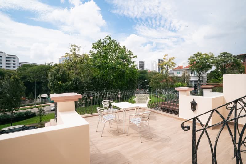 Pinewood Grove, PInewood Grove, 5 Bedrooms, 3,855 sqft, Terraced House For Sale, by Joanne Chan, 500160550 - PropertyGuru.com.sg