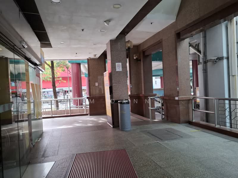 Lucky Chinatown, 211 New Bridge Road, 183 sqft, Food & Beverage For Rent, by Lim Danny, 500160564 - Exterior - CommercialGuru.com.sg