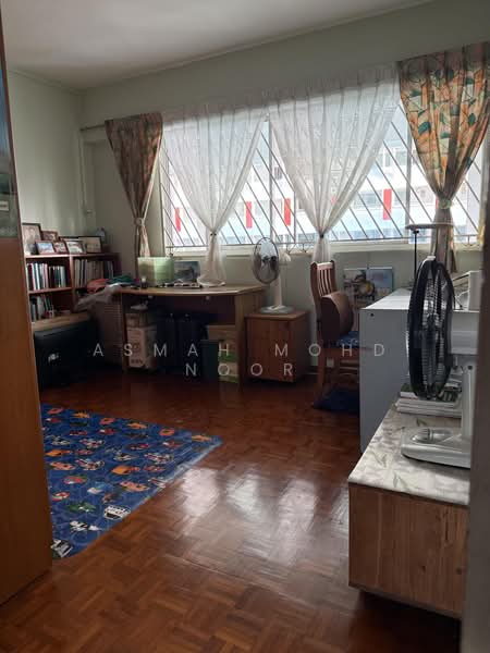 471 Jurong West Street 41, 471 Jurong West Street 41, 4 Bedrooms, 1,604 sqft, HDB Flat For Sale, by Asmah Mohd Noor, 500160572 - Study - PropertyGuru.com.sg