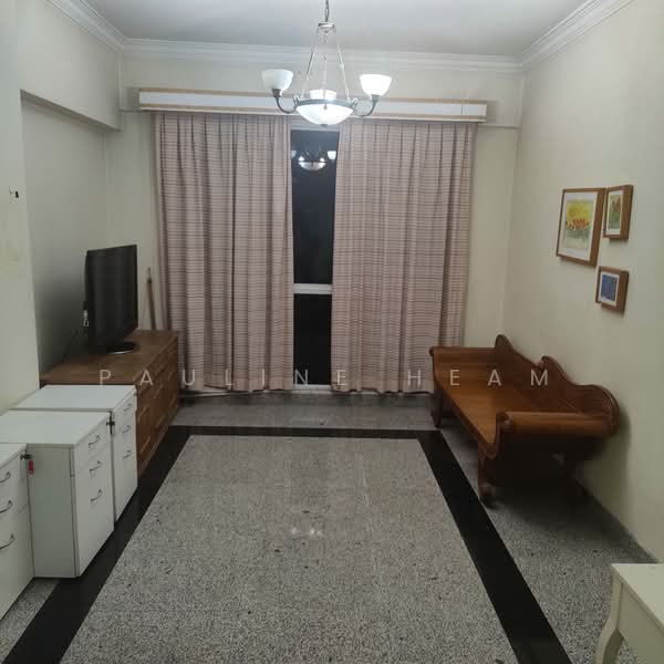 St Francis Court, 90 Saint Francis Road, 2 Bedrooms, 818 sqft, Apartment For Sale, by Pauline Heam, 500160585 - Living Room - PropertyGuru.com.sg