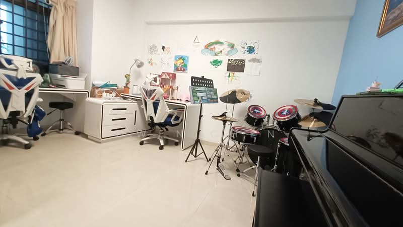 506A Wellington Circle, 506A Wellington Circle, 4 Bedrooms, 1,400 sqft, HDB Flat For Sale, by Owen Chen, 500160586 - Study - PropertyGuru.com.sg